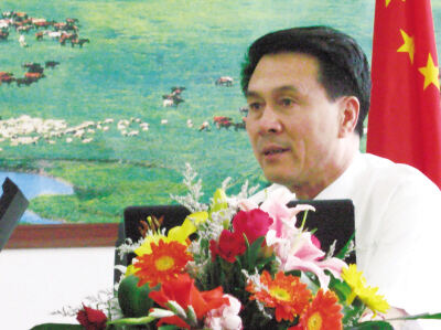 高端访谈录－内蒙古自治区主席杨晶解析“内蒙古现象”