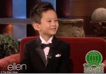 5岁华裔钢琴神童轰动全美 上脱口秀节目举止绅士
