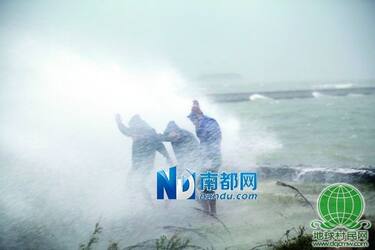台风“天兔”登陆引海水倒灌 汕头老城区几乎全淹